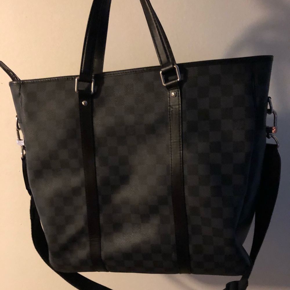 Louis Vuitton man bag, with dust bag